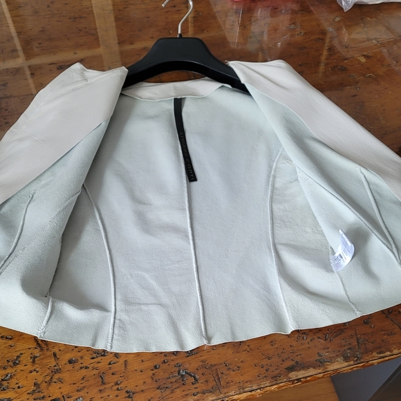 Cream Leather Jacket by Liviana Conti Size 42 - Picture 5 of 5